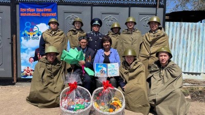 101 жастағы ардагерге құрмет көрсетілді